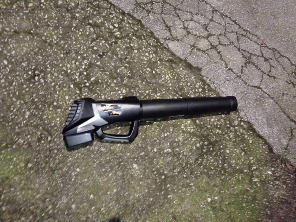 20251030181622_1000036493