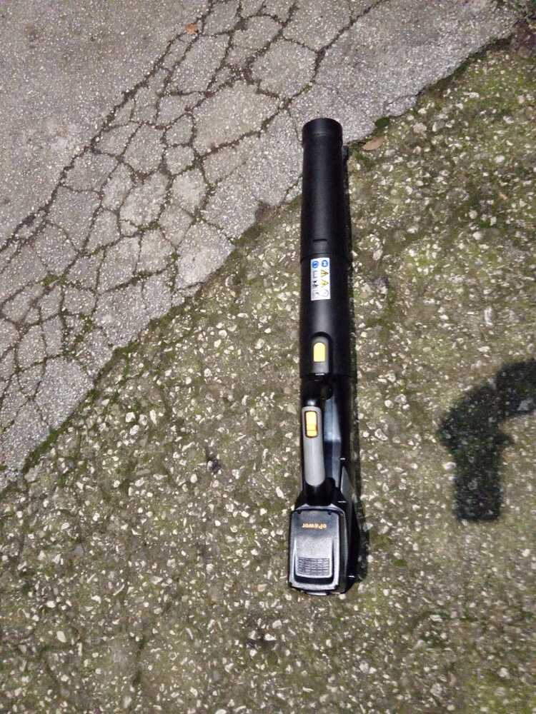 20251030181625_1000036494