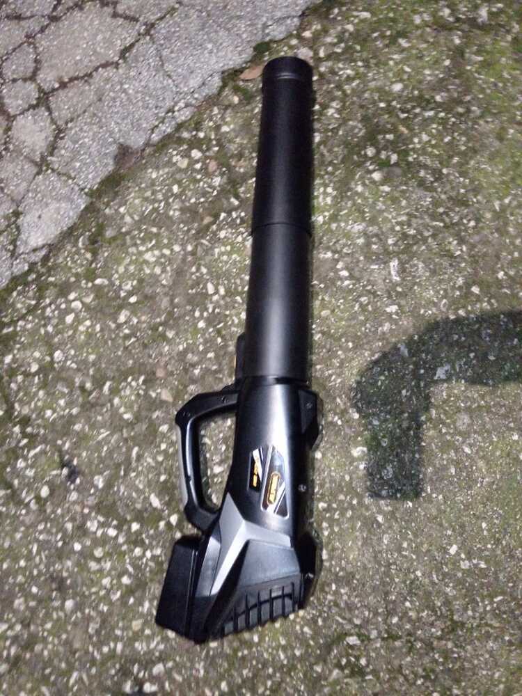 20251030181628_1000036495