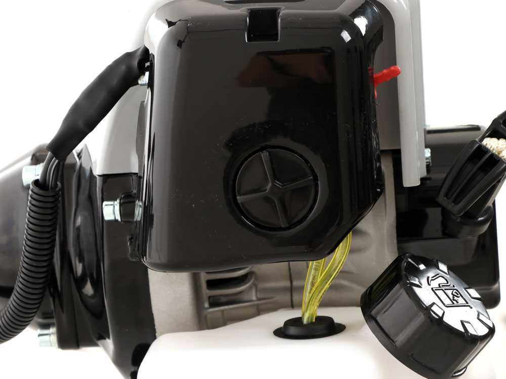 al-ko-bc-330-l-desbrozadora-de-gasolina-motor--29473_4_1622110334_IMG_60af707eabaef