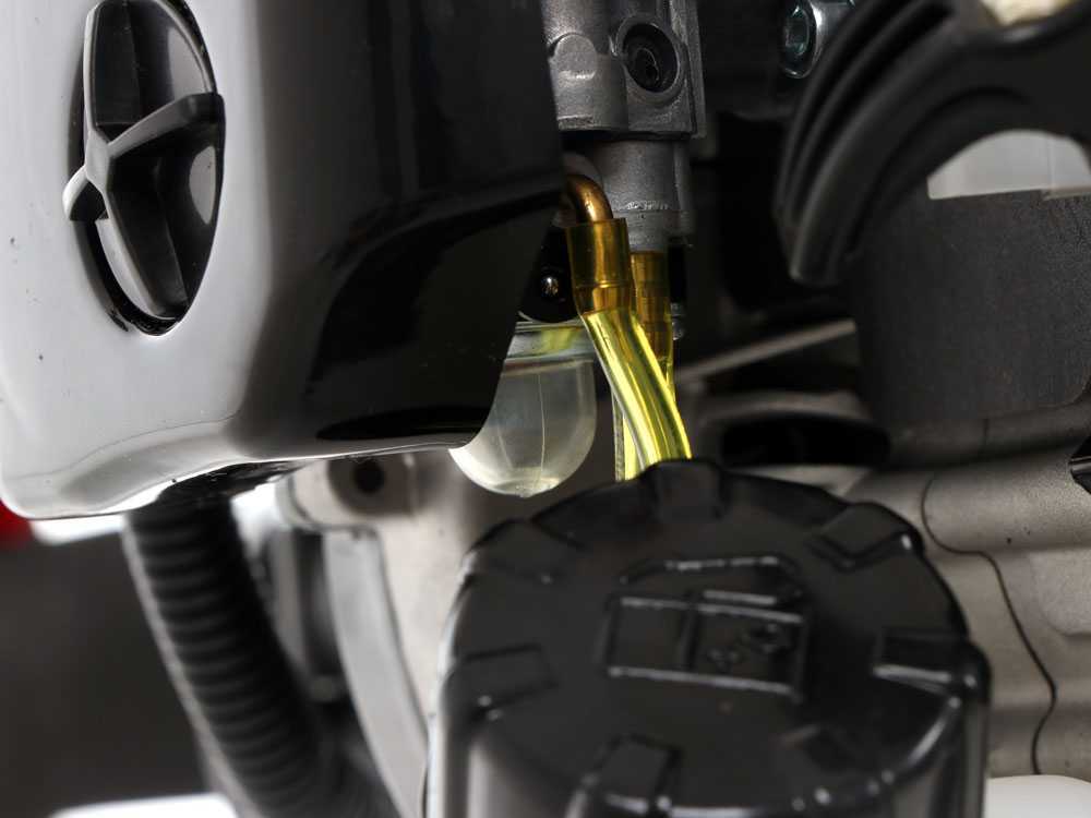 al-ko-bc-330-l-desbrozadora-de-gasolina-motor--29473_4_1622110334_IMG_60af707eb0154