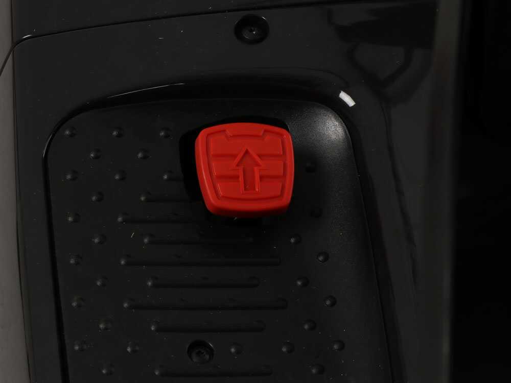 al-ko-t15-93-2-hds-a-easy-tractor-cortacsped-con-salida-lateral-8-5-kw-cambio-hidrosttico--33720_13_1648476804_IMG_6241c284cce8d