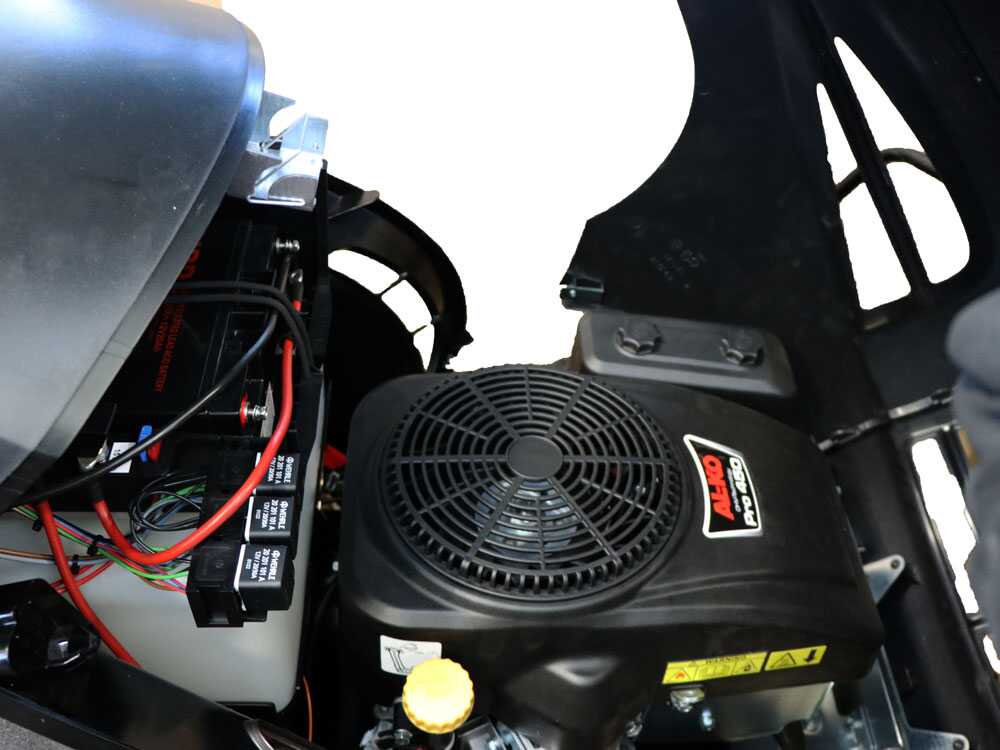 al-ko-t15-93-2-hds-a-easy-tractor-cortacsped-con-salida-lateral-8-5-kw-motor-al-ko-pro-450--33720_15_1648479121_IMG_6241cb91a679f