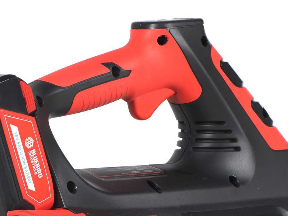 blue-bird-bl-22-300-soplador-de-batera-21-v-5-ah-caractersticas-generales--44937_7_1698760986_IMG_6541091a0e779