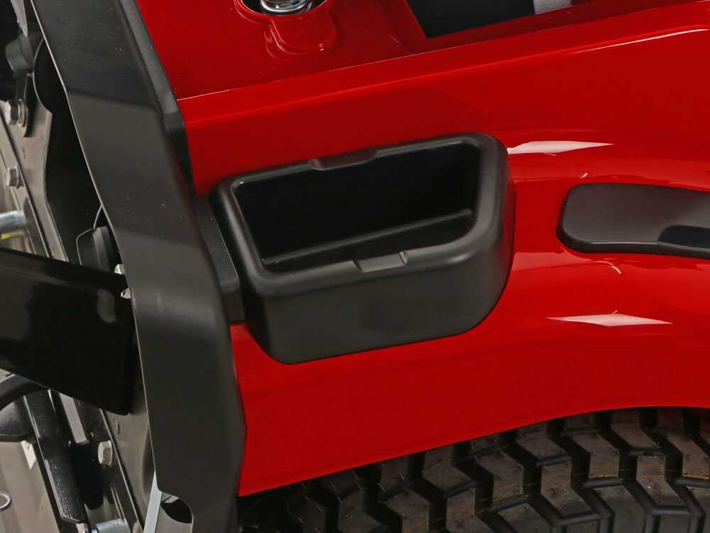 blue-bird-lt-c-86m-tractor-cortacsped-con-cambio-mecnico-recogedor-245-l-otras-caractersticas--48323_6_1712585825_IMG_6613fc61d6919