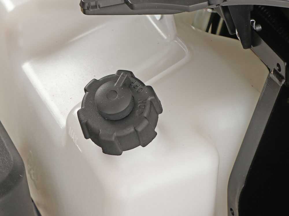 blue-bird-lt-c-86m-tractor-cortacsped-con-cambio-mecnico-recogedor-245-l-otras-caractersticas--48323_6_1712585825_IMG_6613fc61e22e6