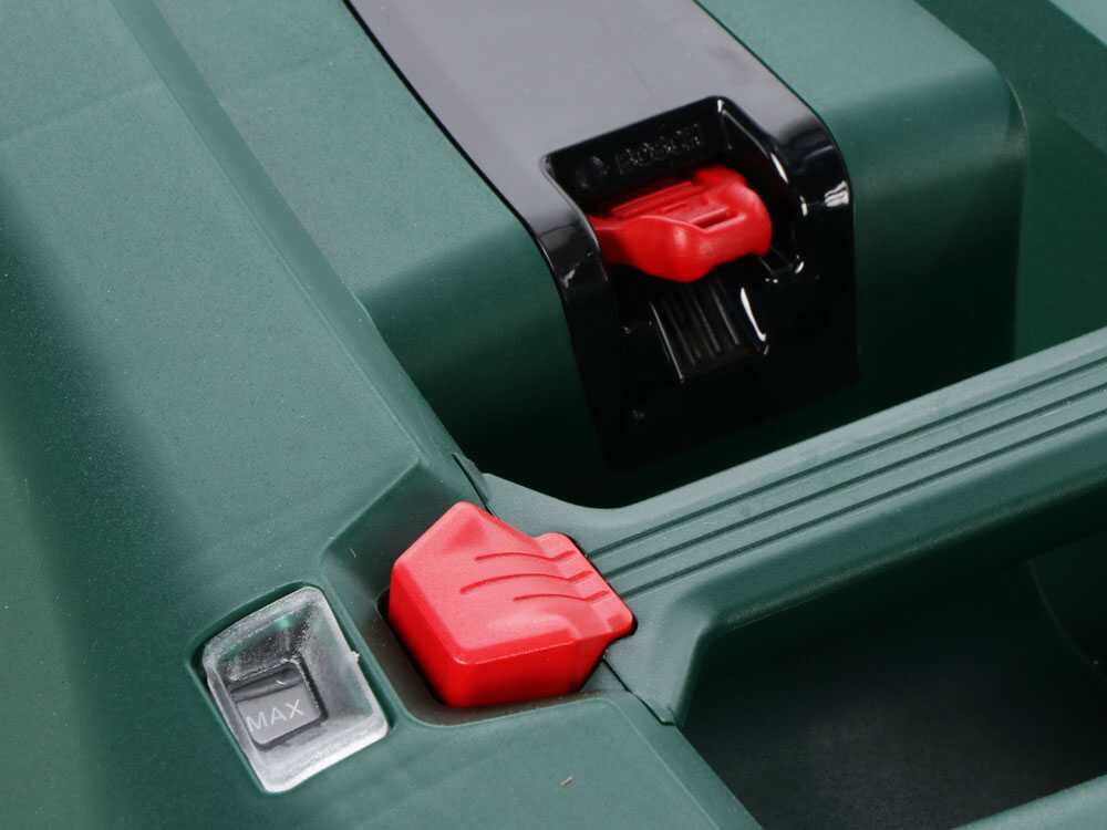 bosch-advancedrotak-40-650-cortacsped-elctrico-corte-40-cm-1800w-regulacin-de-la-altura-de-corte-centralizada--50492_26_1718027710_IMG_666705bed03f5 (1)