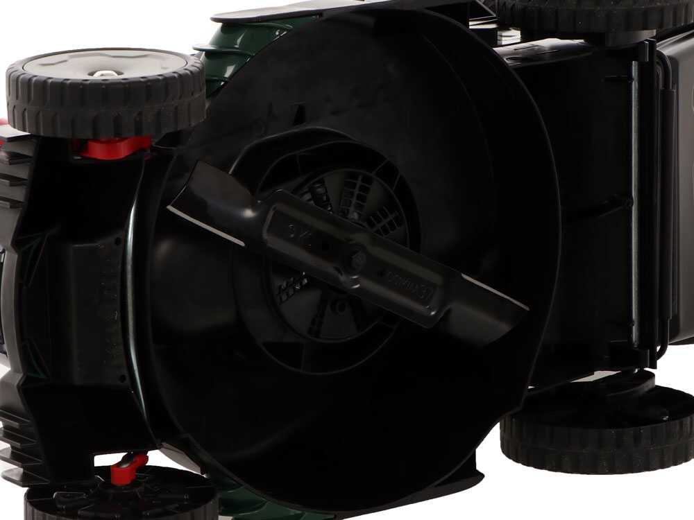 bosch-universalrotak-2x18v-37-550-cortacsped-de-batera-2x18v-4ah-corte-37-cm-cuchilla-de-acero--42620_22_1686062406_IMG_647f4546a2a6c