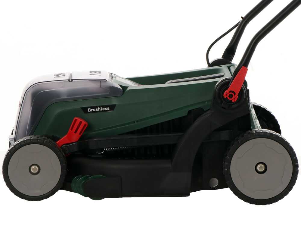 bosch-universalrotak-2x18v-37-550-cortacsped-de-batera-2x18v-4ah-corte-37-cm-regulacin-de-la-altura-de-corte-centralizada--42620_23_1686062407_IMG_647f4547bd622