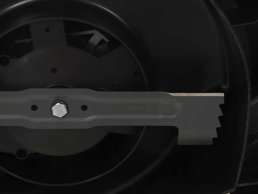 cortacsped-elctrico-bosch-advancedrotak-36-650-batera-de-litio-4-ah-saco-de-recogida-cuchilla-de-acero--17291_12_1561646207_IMG_9494