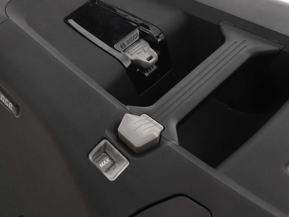 cortacsped-elctrico-bosch-advancedrotak-36-650-batera-de-litio-4-ah-saco-de-recogida-regulacin-de-la-altura-de-corte-centralizada--17291_11_1561645962_IMG_9482