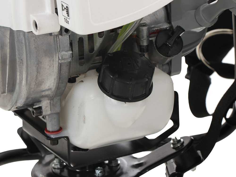 desbrozadora-multifuncin-con-podadora-y-cortasetos-blackstone-bc4s-320-bp-motor-blackstone--17115_7_1560937575 (9)