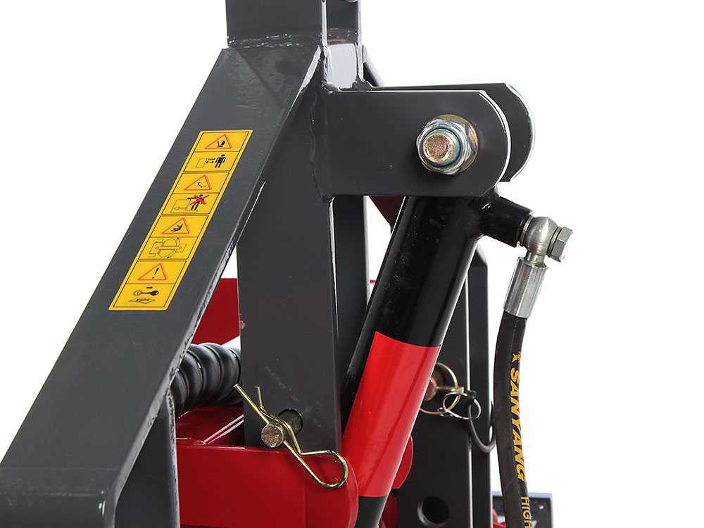 geotech-de-120cm-pala-trasera-hidrulica-para-tractor-serie-media-capacidad-300kg-volteo-hidrulico-y-otras-caractersticas--13532_1_1529672527_IMG_9015