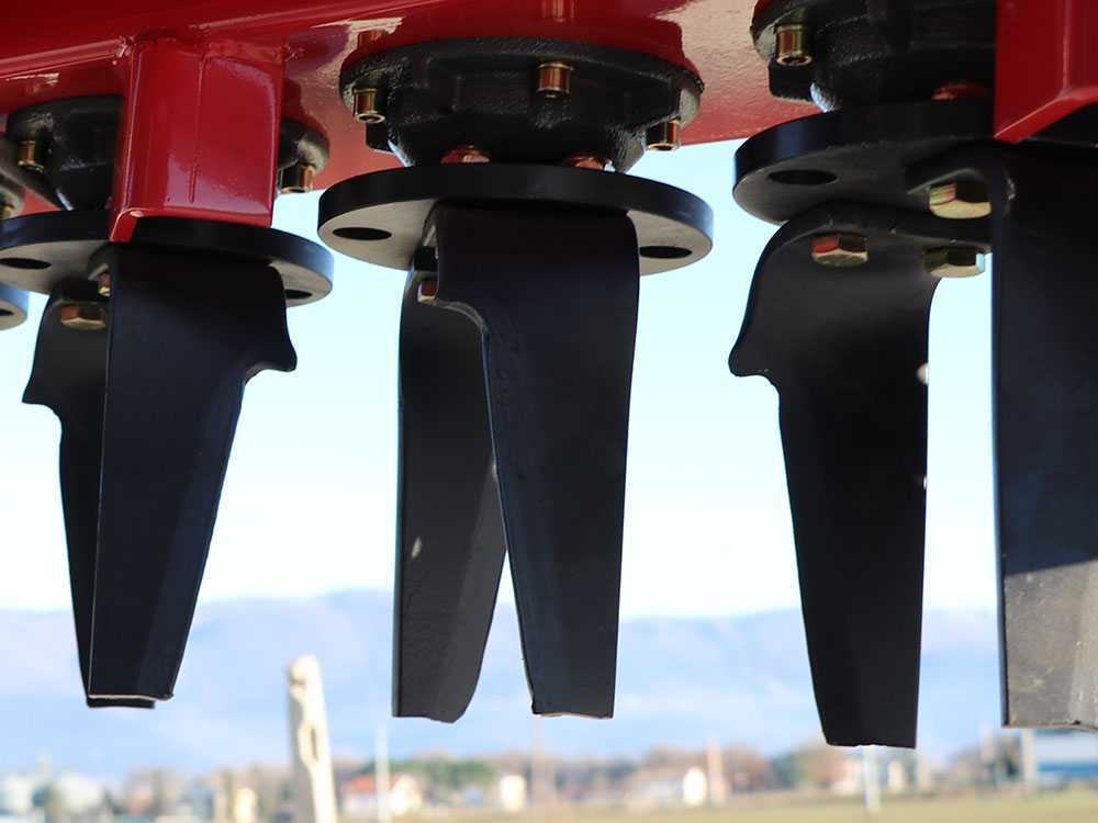 grada-rotativa-geotech-pro-er-210-ancho-de-trabajo-210-cm-20-cuchillas-serie-ligera-cuchillas-y-transmisin--22010_3_1580457296_21957_3_1579883207_IMG_8645