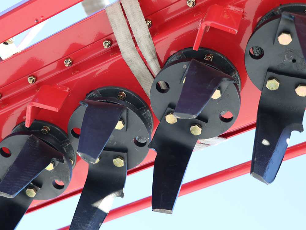 grada-rotativa-geotech-pro-er-210-ancho-de-trabajo-210-cm-20-cuchillas-serie-ligera-cuchillas-y-transmisin--22010_3_1580464313_IMG_8652