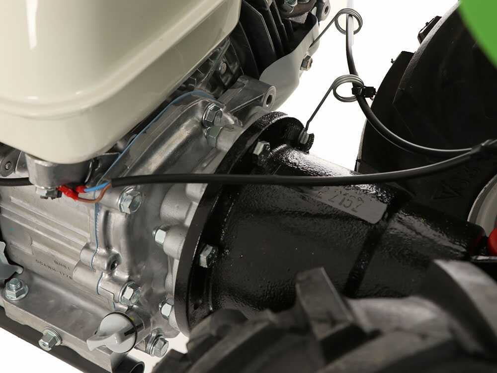 lampacrescia-mgm-fc-207-e-motosegadora-multifuncin-honda-gx160-cambio-de-4-velocidades-2-2--40988_3_1680010364_IMG_6422ec7ce1af5