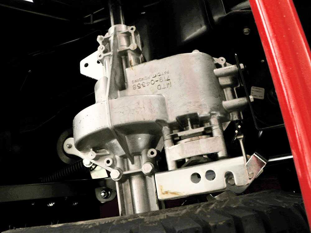 tractor-cortacsped-mtd-pony-927t-r-cambio-transmtico-recogedor-transmisin-transmtica--39866_7_1675851006_IMG_63e374fe37ab0