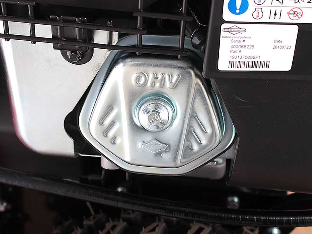 geotech-pro-stp1176-tebs-quitanieves-de-gasolina-de-orugas-b-s-1450-snow-motor-briggs-stratton-1450-snow-series-con-arranque-elctrico--15025_1_1544704242_IMG_1359